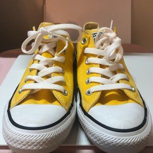 CONVERSE Yellow Mens size 5 Womens size 7 Unisex Sneakers